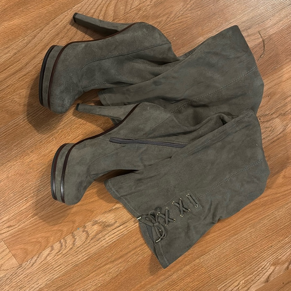 Jennifer Lopez Thigh High Boots
